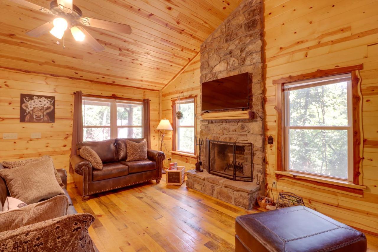 Romantic Mountain View Cabin Rental Near Downtown! Exterior foto